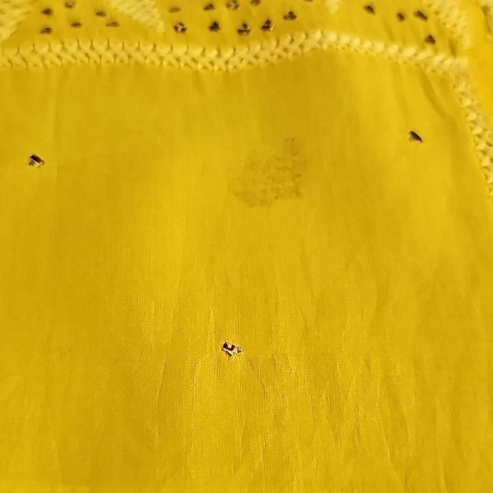 Fabindia, chikankari enbroidery.  Hand‎ blocked organic cotton/silk stole/scarf.
